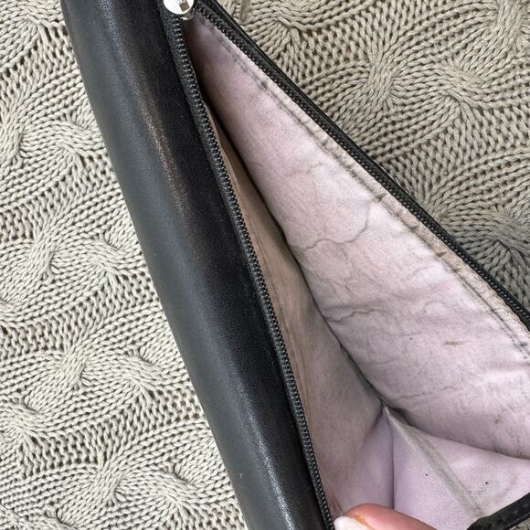 Coach Women’s Black Leather Trifold Wallet with Silver Hardware - Picture 3 of 9